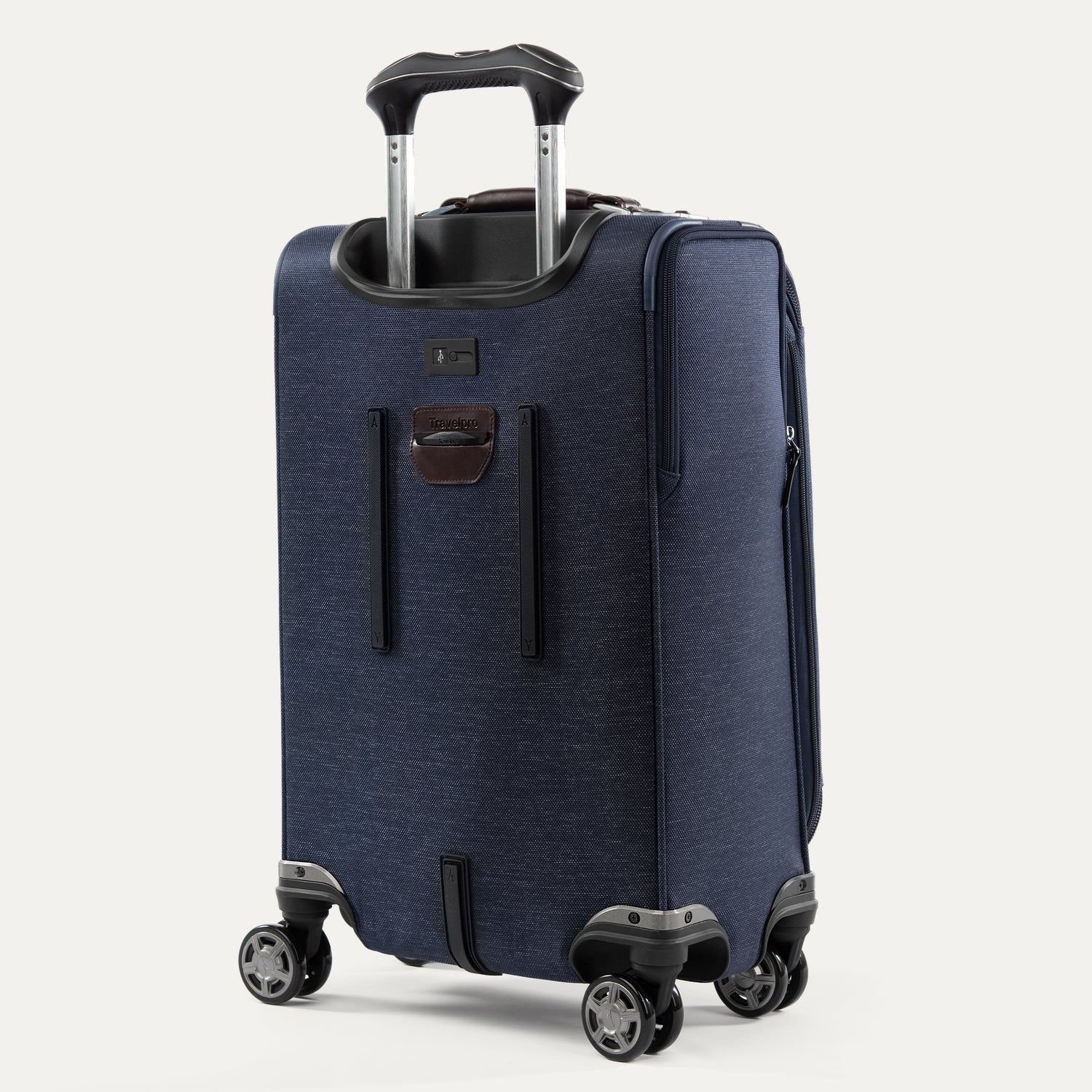 Platinum® Elite Carry-On Business Plus Spinner - Image 17