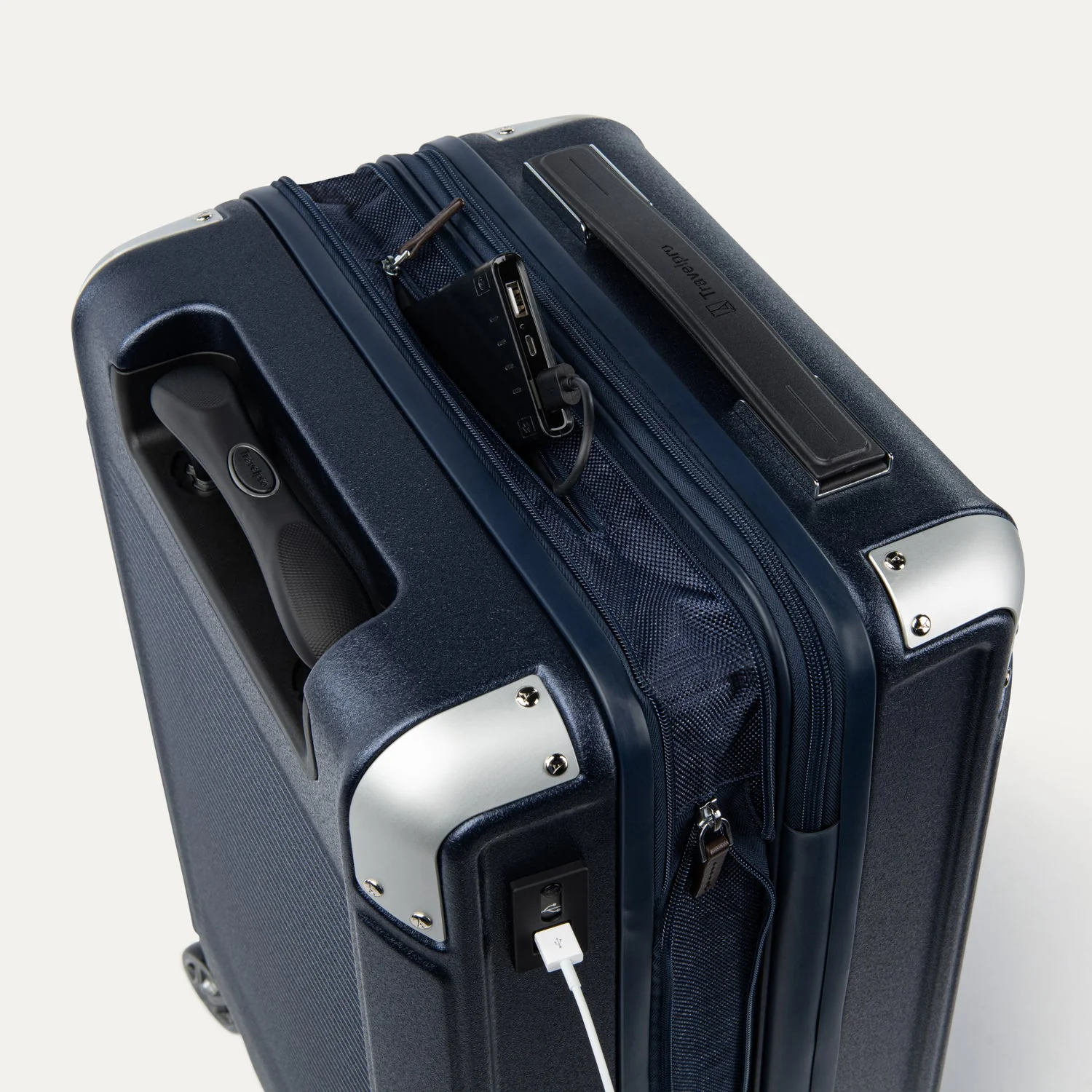 Platinum® Elite Carry-On / Medium Check-In Hardside Set - Image 47
