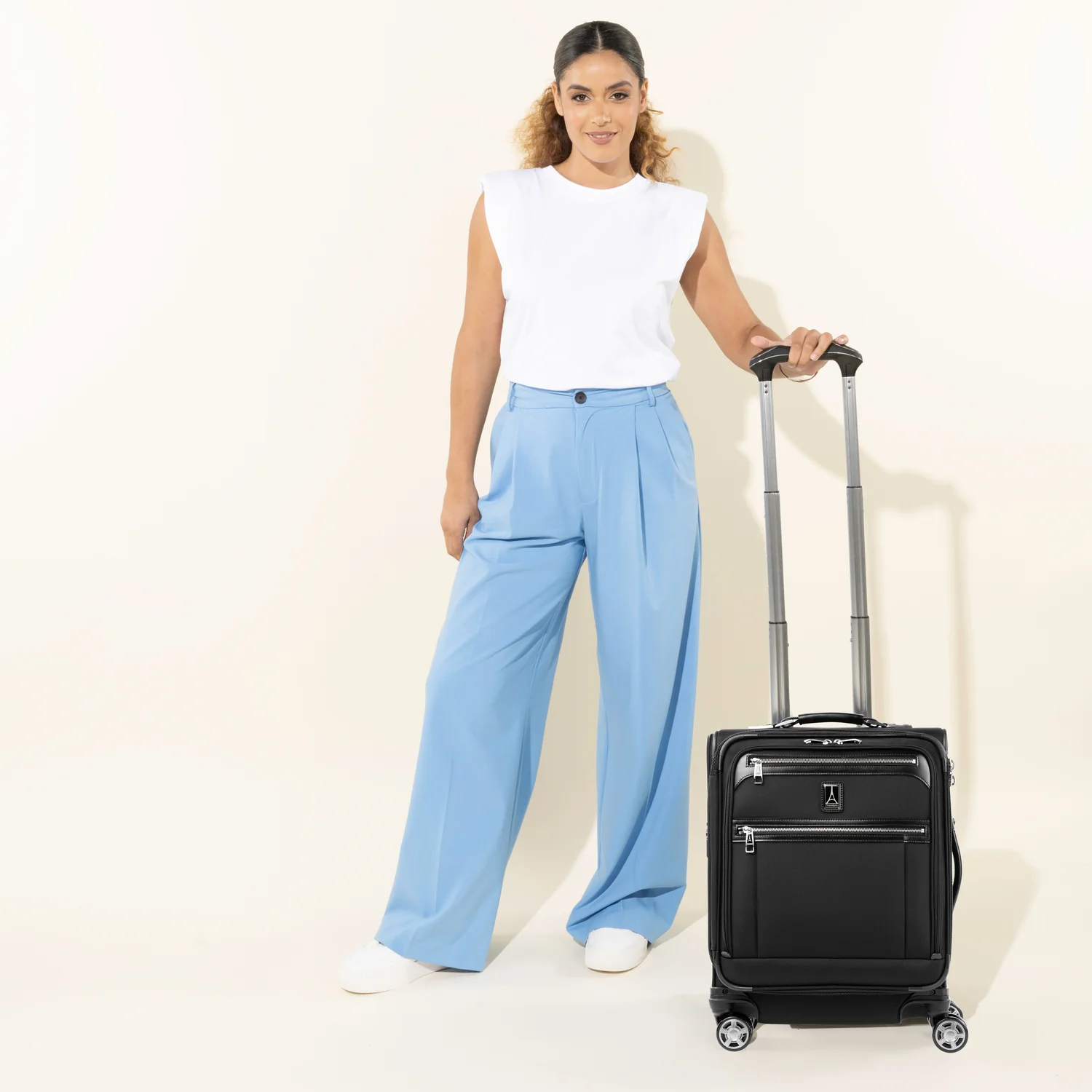 Platinum® Elite International Carry-On Spinner - Image 4