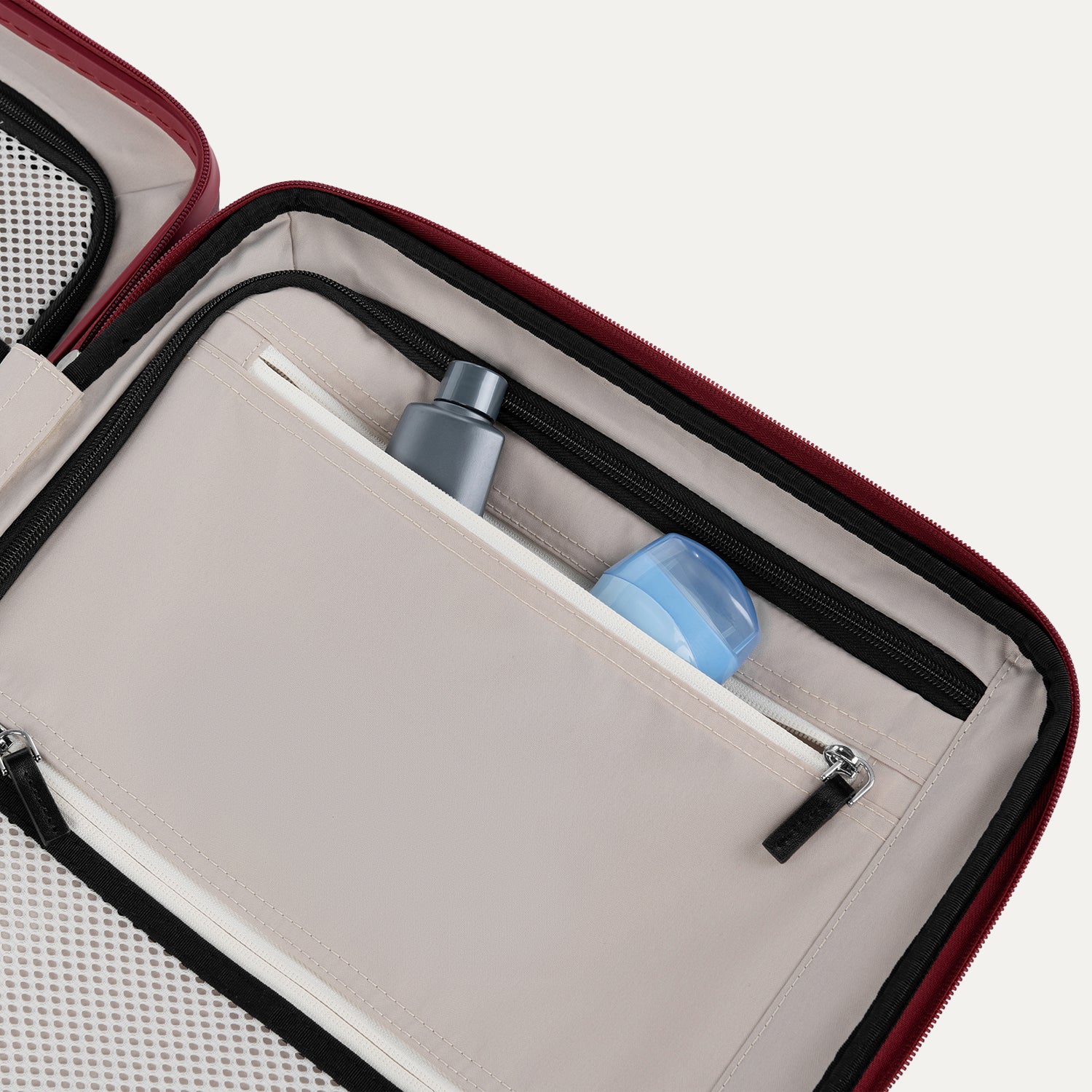 Platinum® Elite Carry-On Hardside Spinner - Image 10