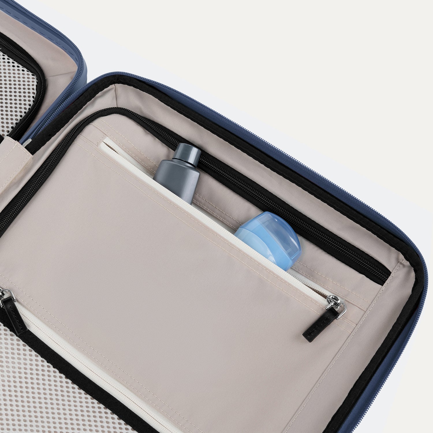Platinum® Elite Carry-On Hardside Spinner - Image 28
