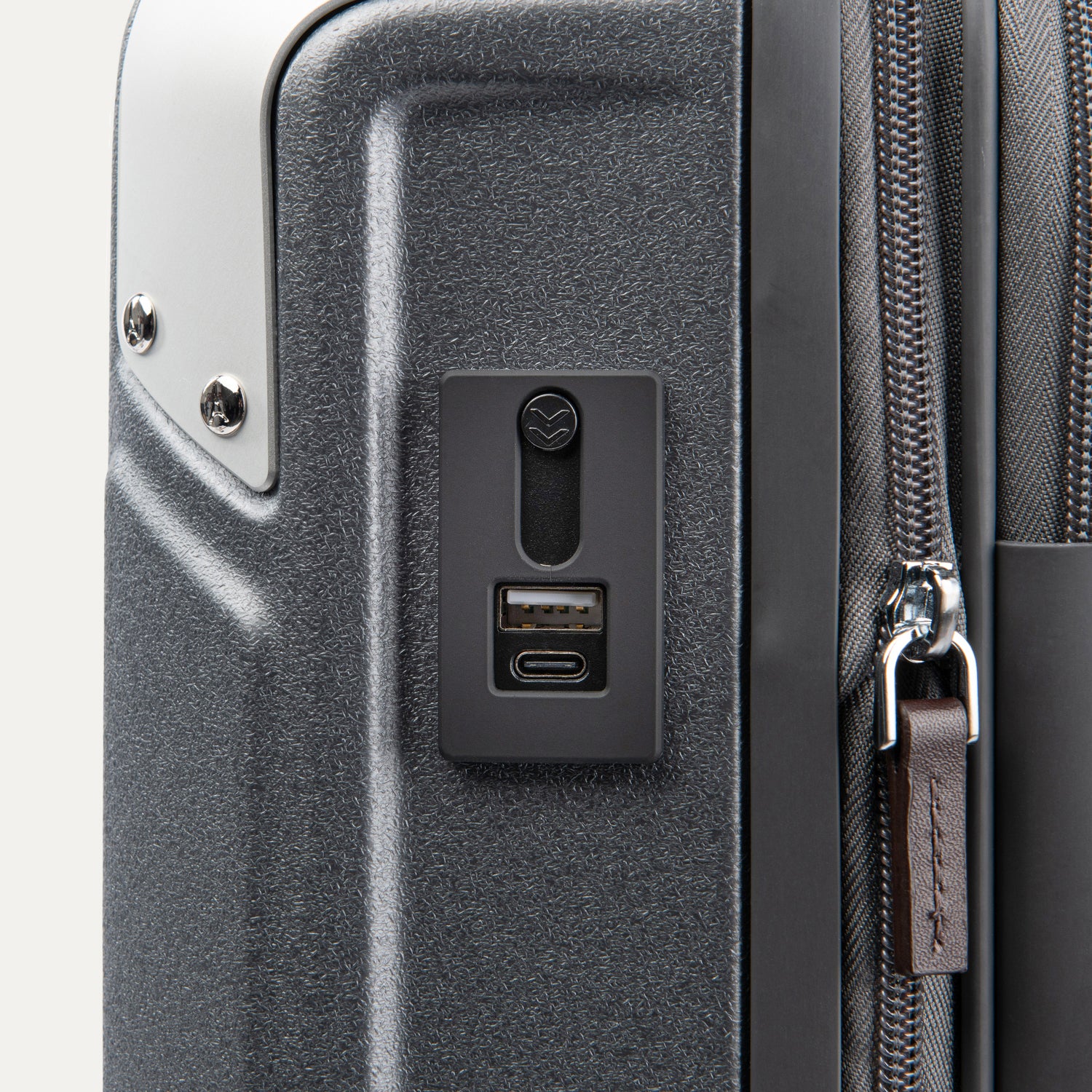 Platinum® Elite Carry-On Hardside Spinner - Image 35