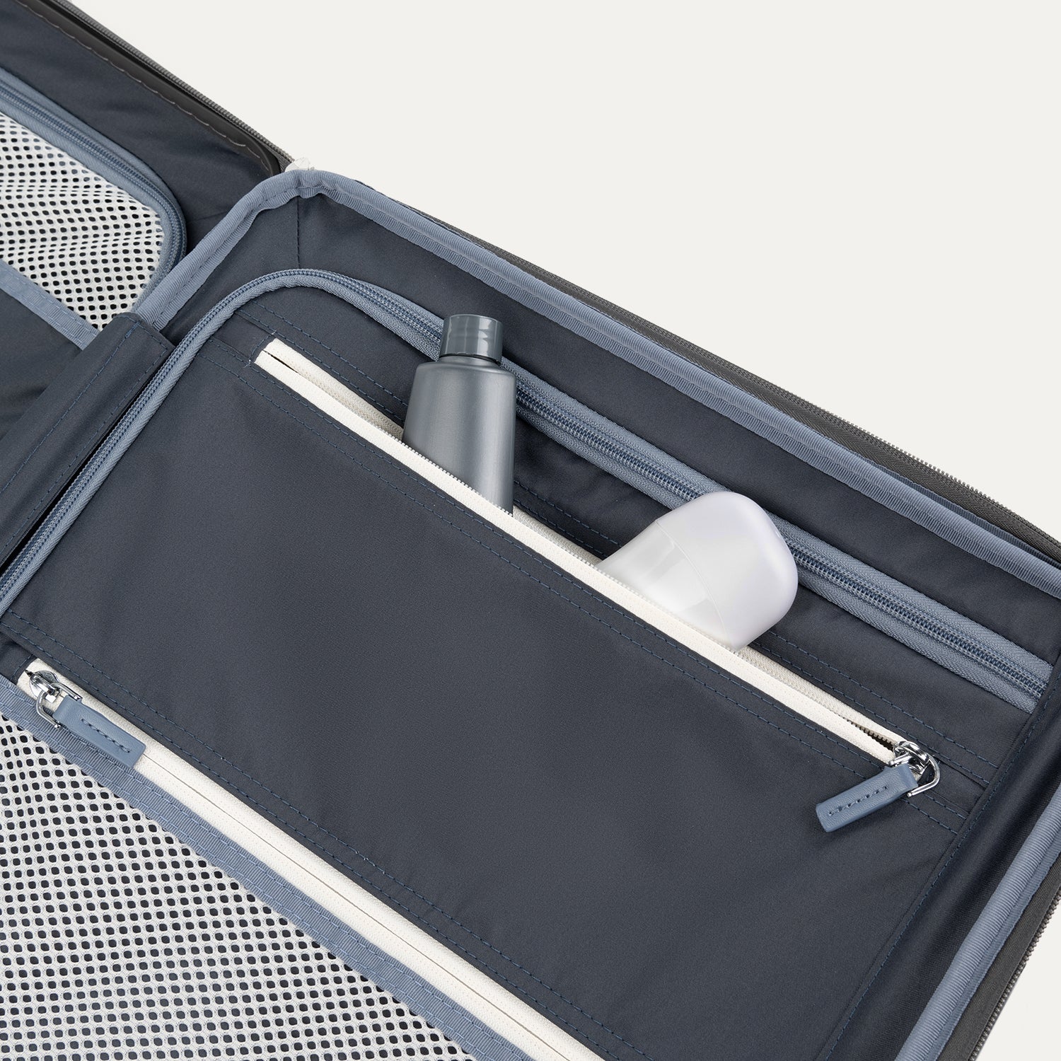 Platinum® Elite Carry-On Hardside Spinner - Image 36