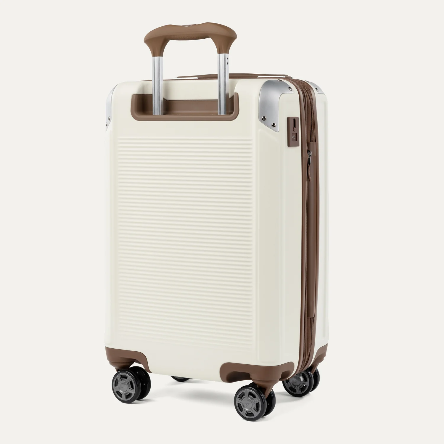 Platinum® Elite Carry-On Hardside Spinner - Image 43