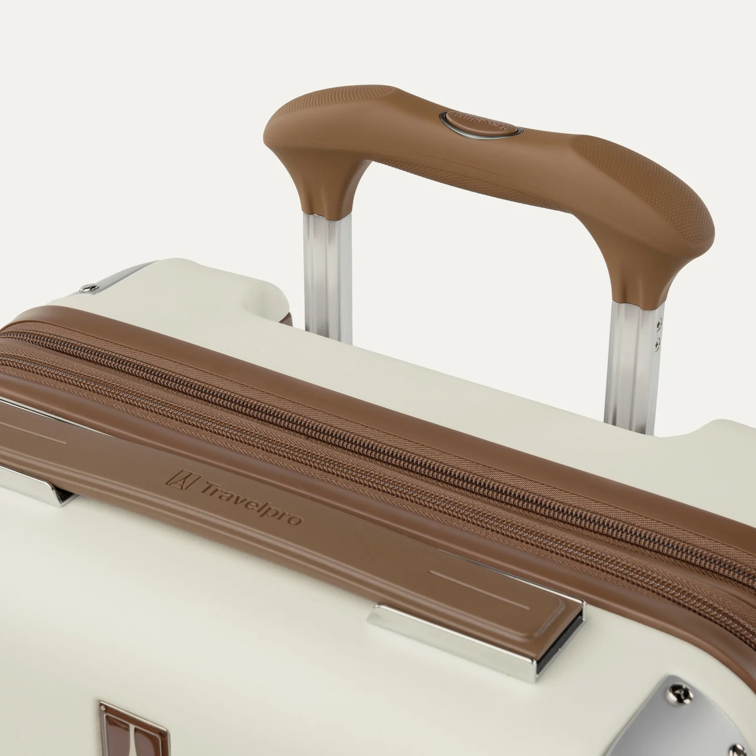 Platinum® Elite Carry-On Hardside Spinner - Image 45
