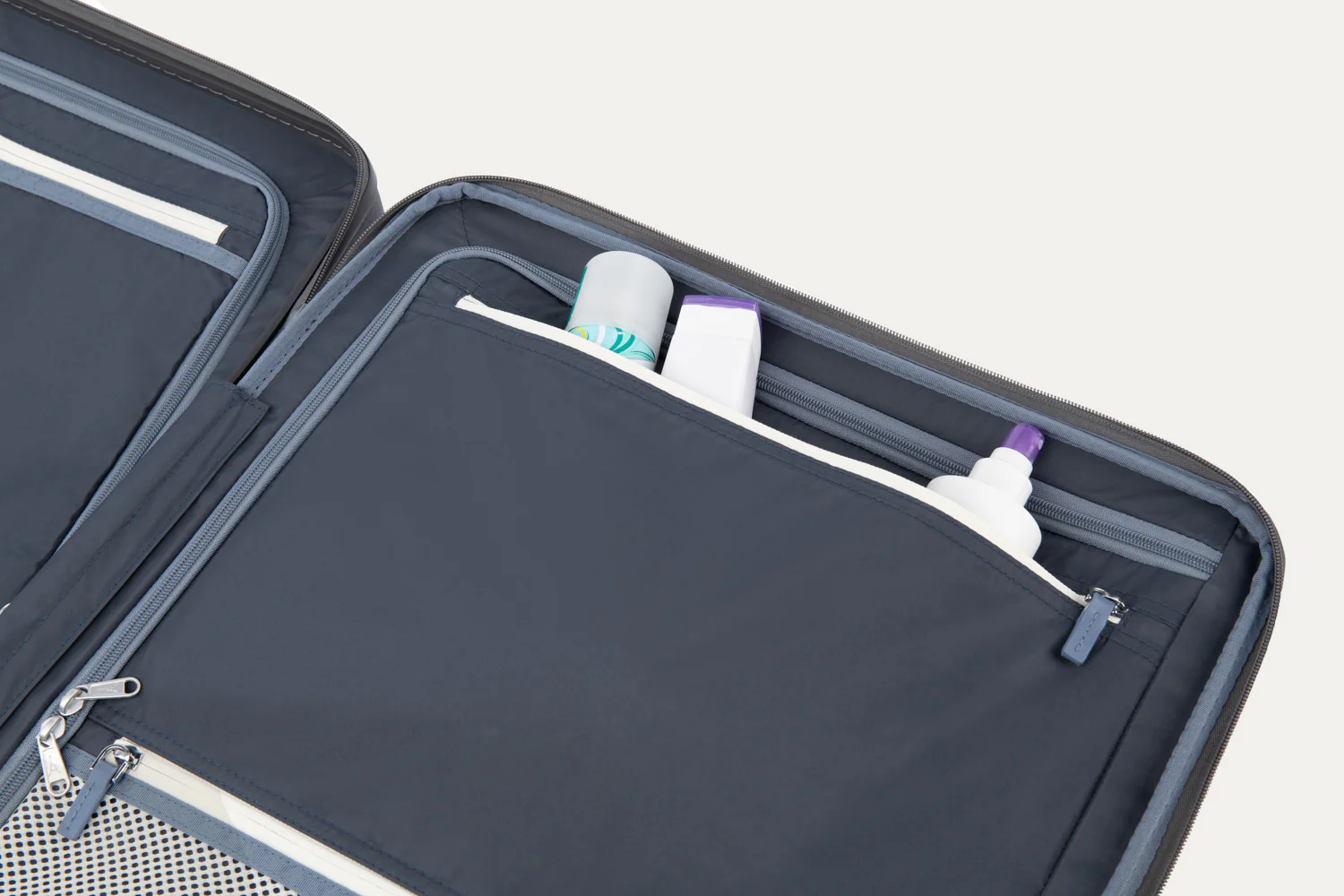 Platinum® Elite Large Check-In Hardside Spinner - Image 27