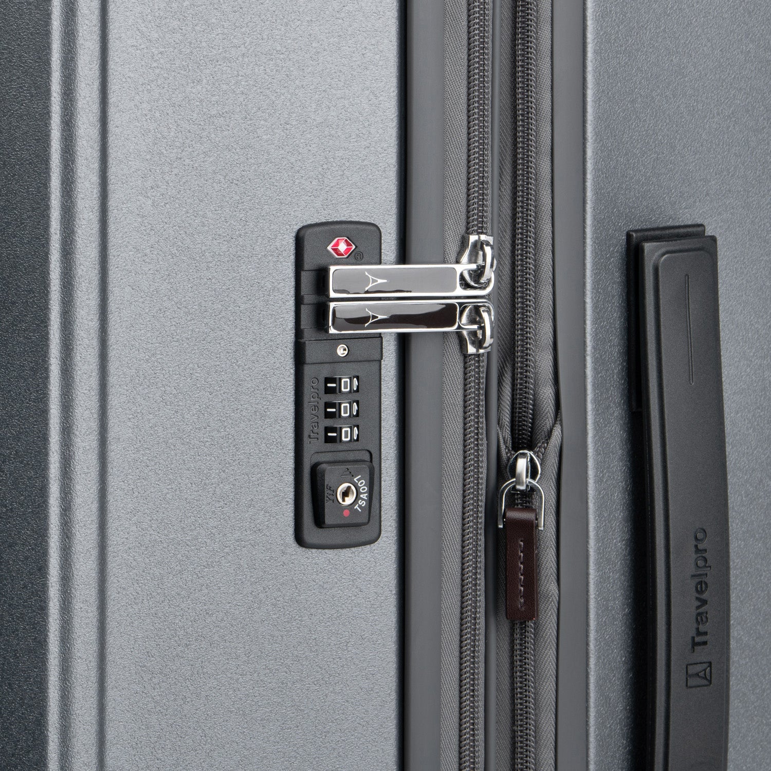Platinum® Elite Large Check-In Hardside Spinner - Image 28