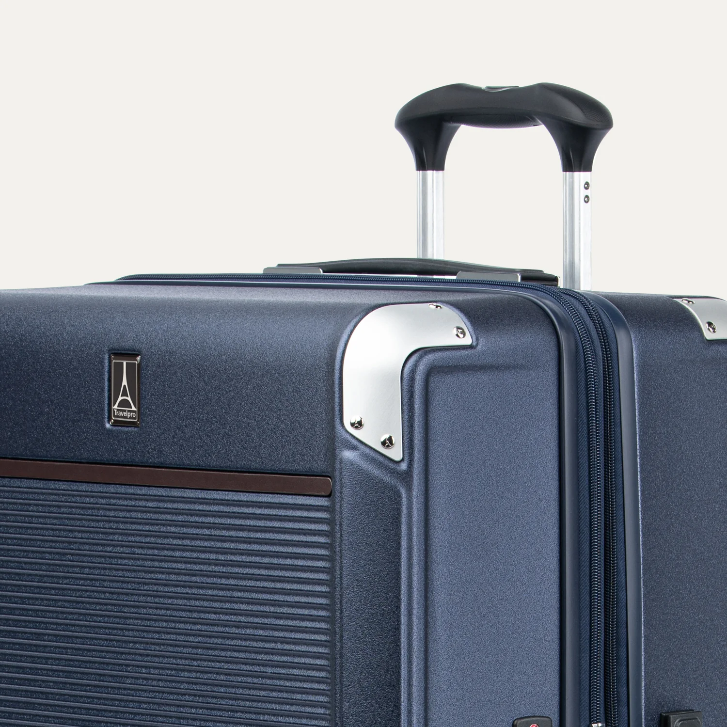 Platinum® Elite Large Check-In Hardside Spinner - Image 46