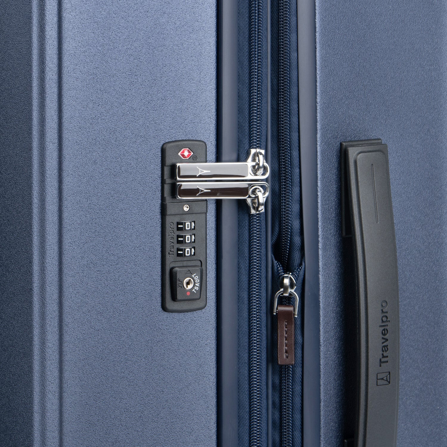Platinum® Elite Large Check-In Hardside Spinner - Image 47