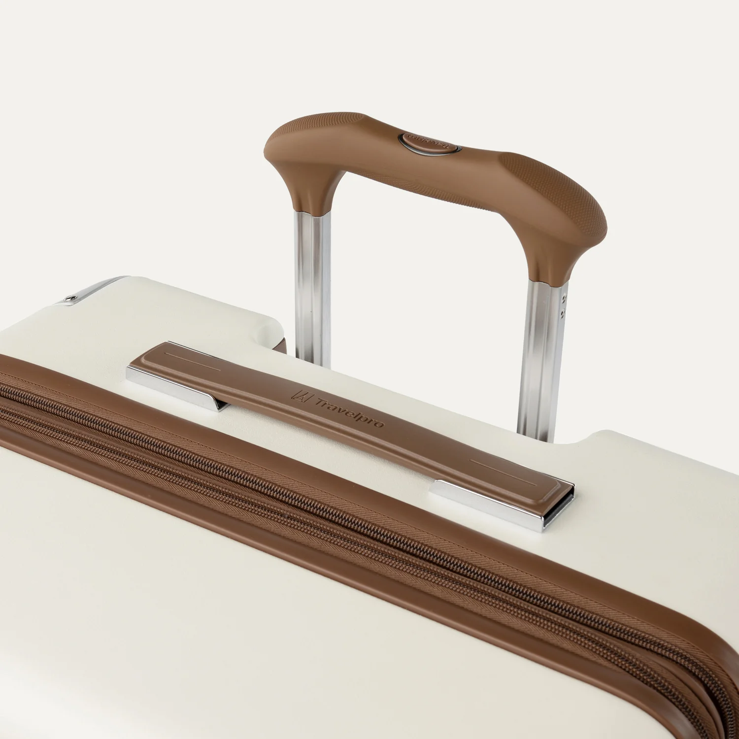 Platinum® Elite Large Check-In Hardside Spinner - Image 9