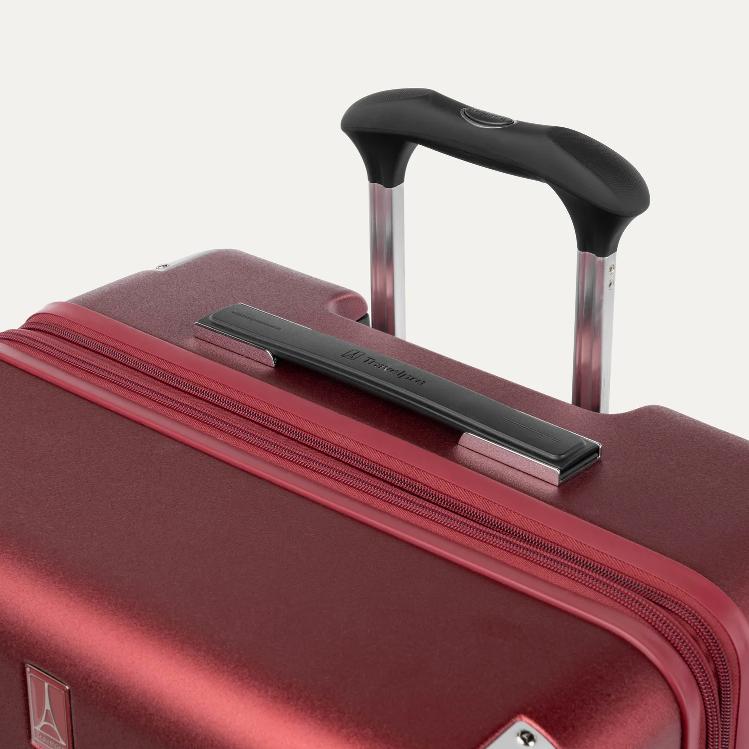 Platinum® Elite Medium Check-In Hardside Spinner - Image 19