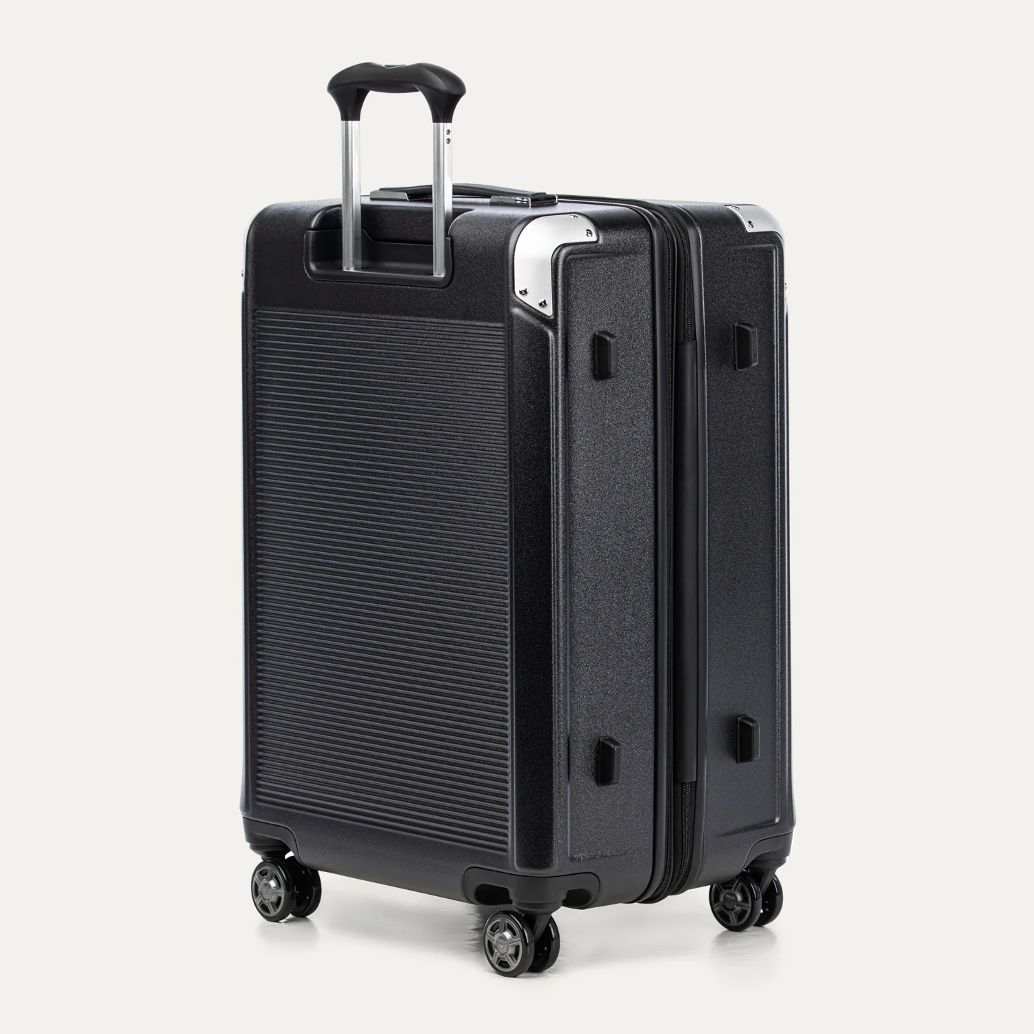 Platinum® Elite Medium Check-In Hardside Spinner - Image 25