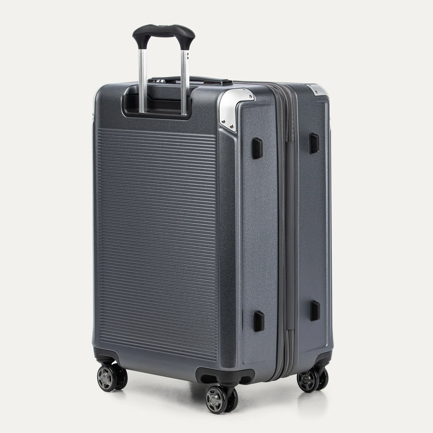 Platinum® Elite Medium Check-In Hardside Spinner - Image 46