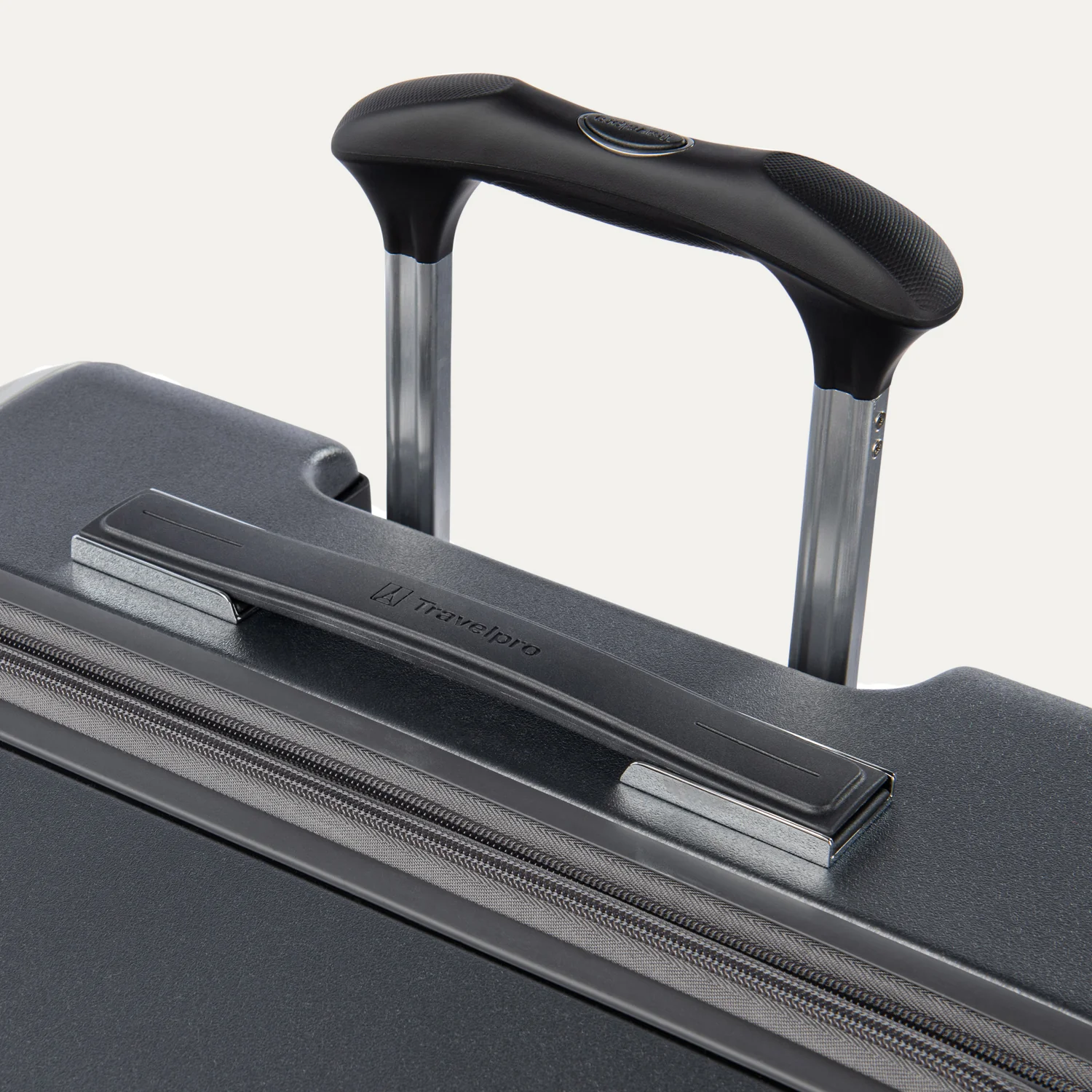 Platinum® Elite Medium Check-In Hardside Spinner - Image 50