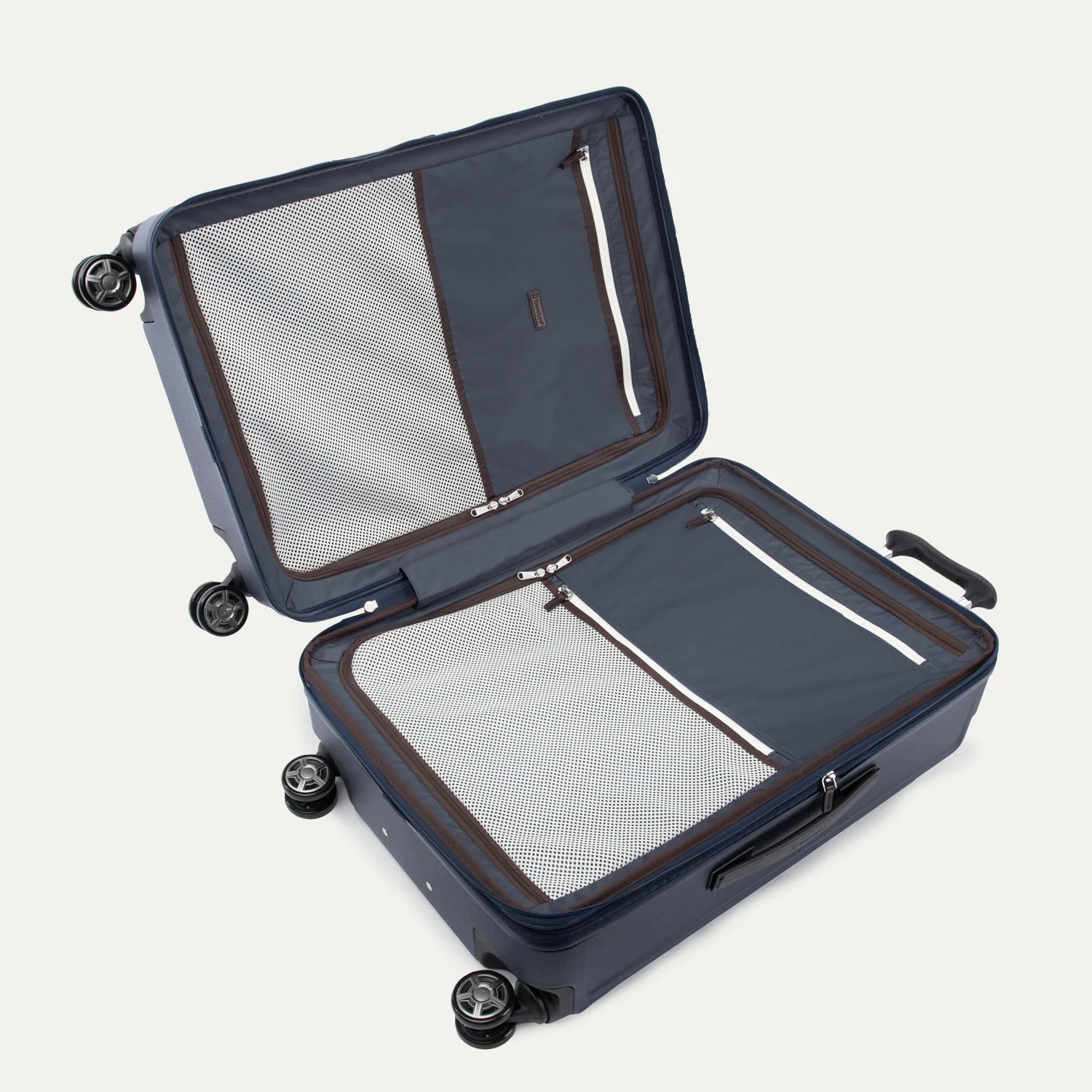 Platinum® Elite Medium Check-In Hardside Spinner - Image 52
