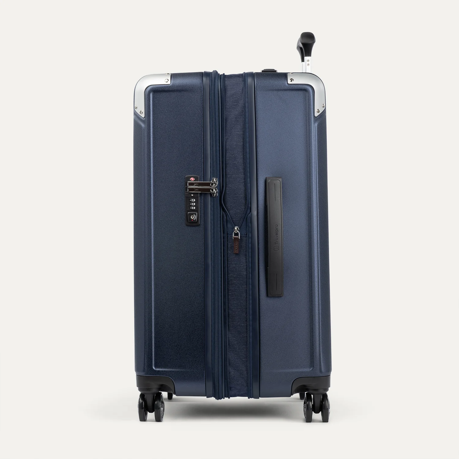Platinum® Elite Medium Check-In Hardside Spinner - Image 53